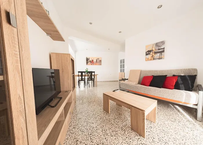 Pet-Friendly Apartamento En Granada By Bebalmy
