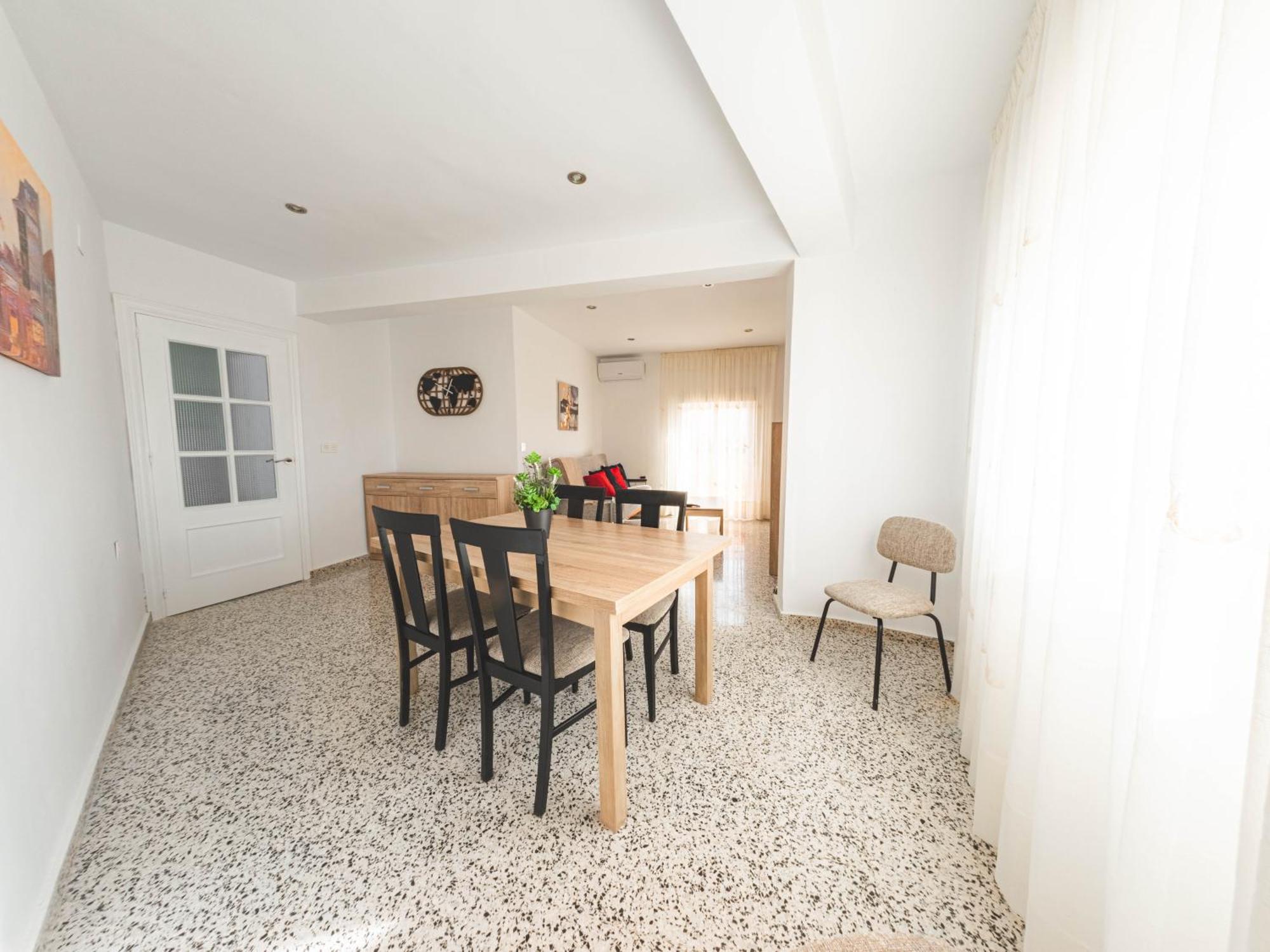 Pet-friendly Apartamento En By Bebalmy